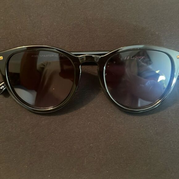 NWT Le Specs FIRE STARTER | BLACK Sunglasses - Picture 8 of 9
